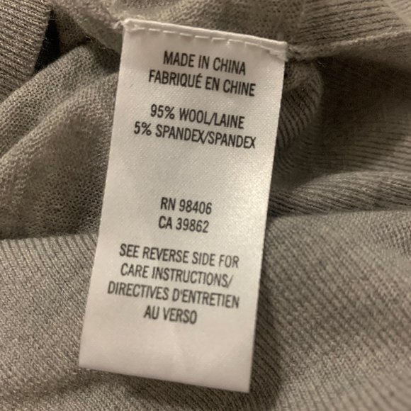 Theory Light Grey Sleeveless Top - Picture 6 of 6